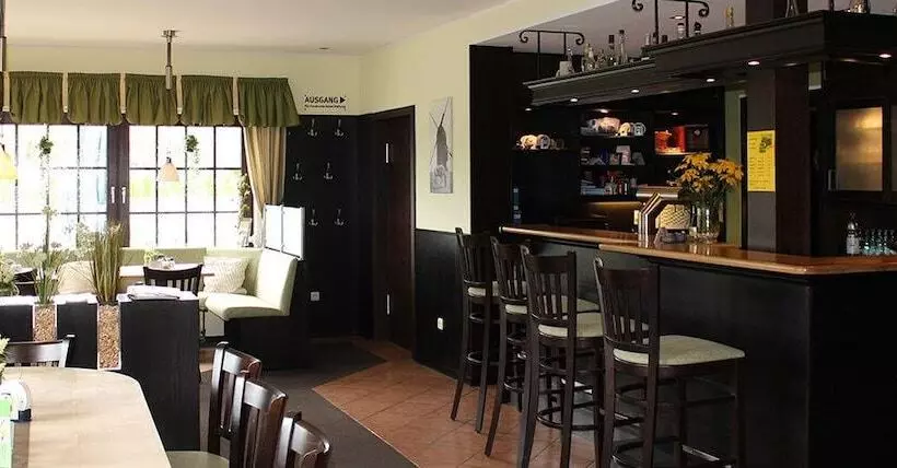 בית מלון כפרי Landgasthaus Veltheimer Hof