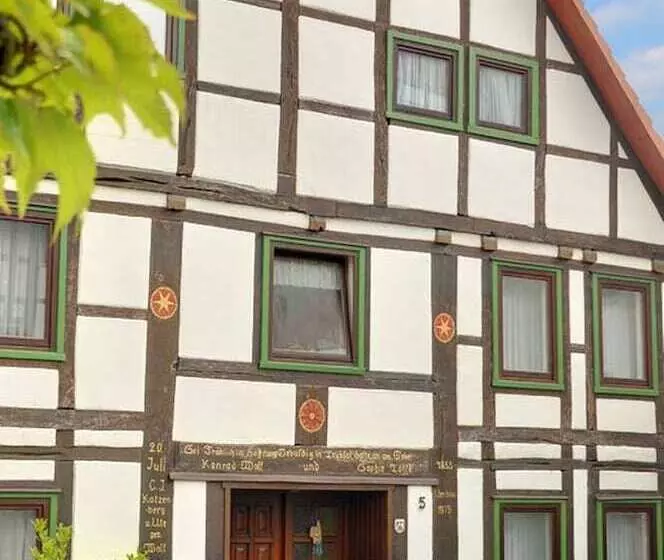 酒店 Schwalenberger Malkasten