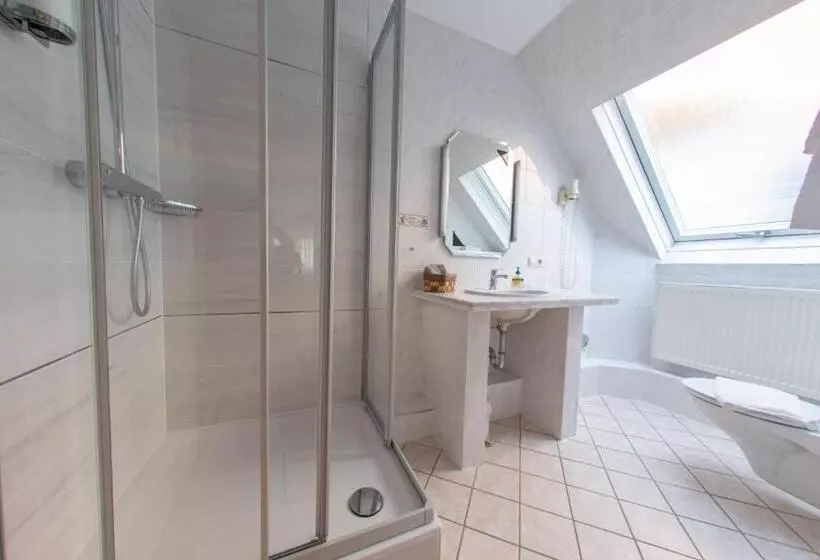 Отель Zum Kühlen Grunde