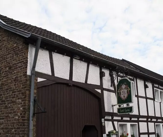 هتل Zum Schwan Weilerswist