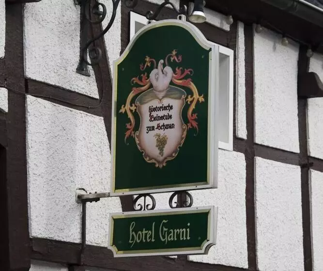 هتل Zum Schwan Weilerswist