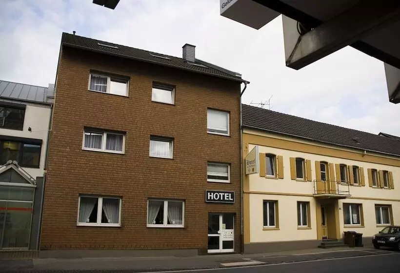 هتل Zum Schwan Weilerswist