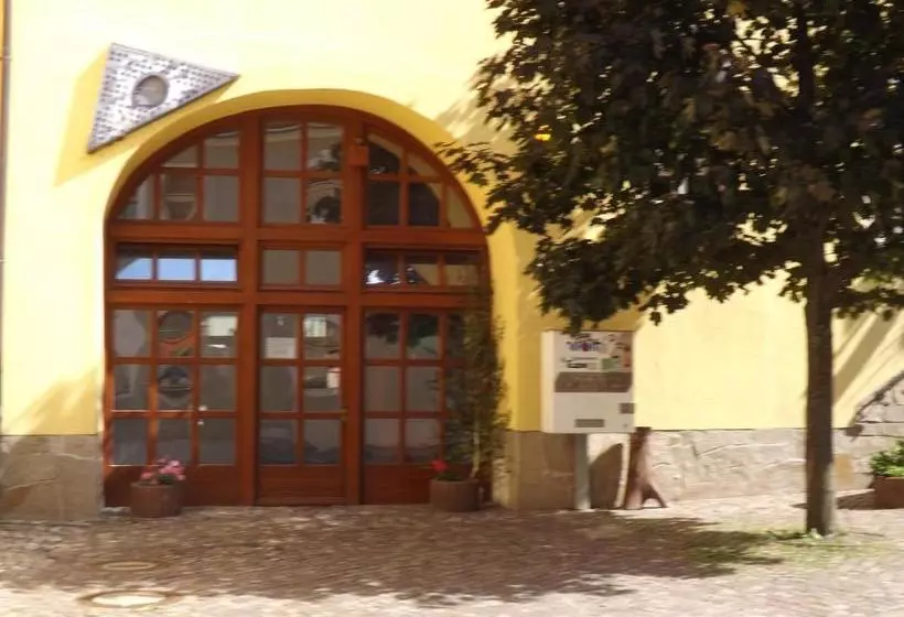 Отель Zur Sonne