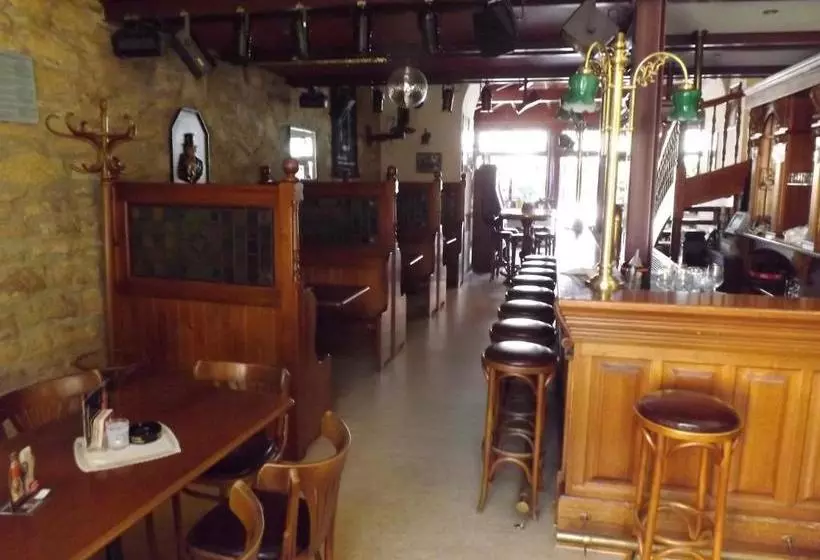 Отель Zur Sonne