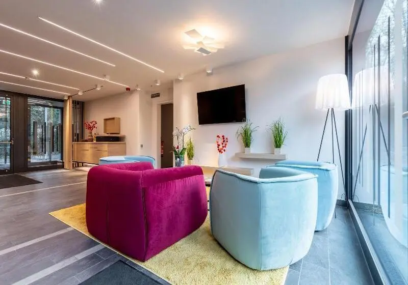 モーテル Serways Hotel Hösel