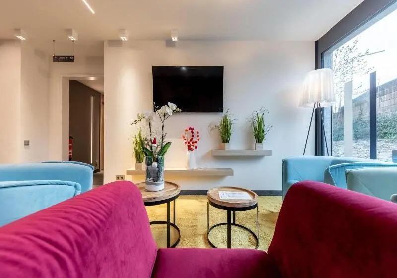 モーテル Serways Hotel Hösel