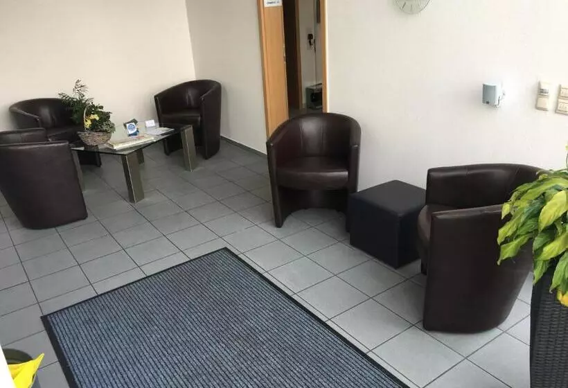 بنسيون Gästehaus Linden