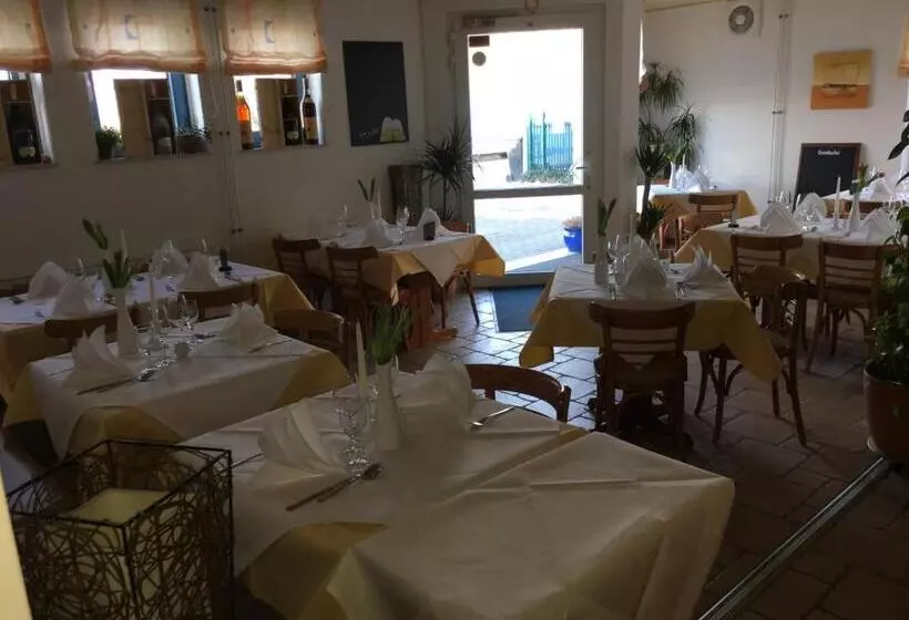 بنسيون Gästehaus Linden