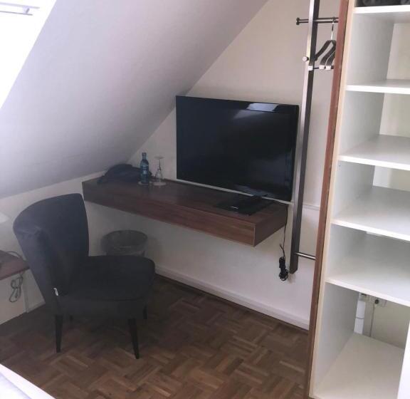 膳宿费 Schlossstuben