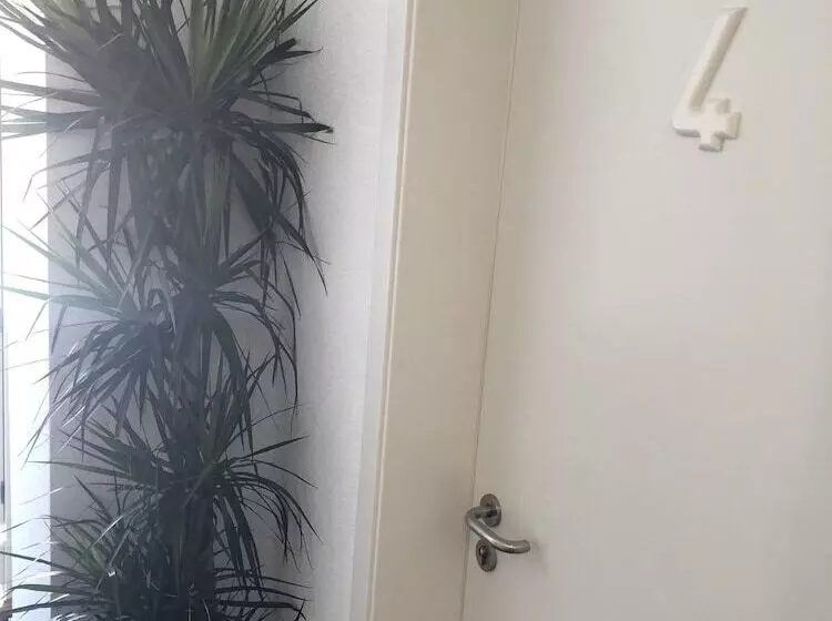 膳宿费 Schlossstuben