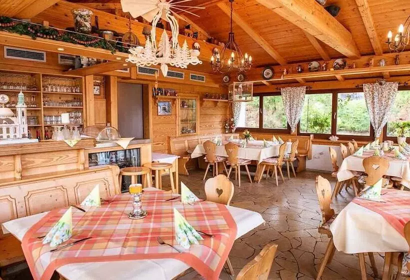 住宿加早餐 Landgasthof Waldeck