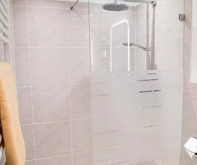 住宿加早餐 Landgasthof Waldeck