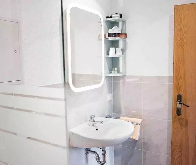 住宿加早餐 Landgasthof Waldeck