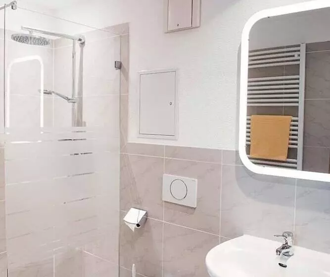 住宿加早餐 Landgasthof Waldeck