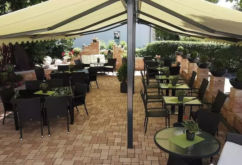 Gasthof Und Pension Frankenthal Garni