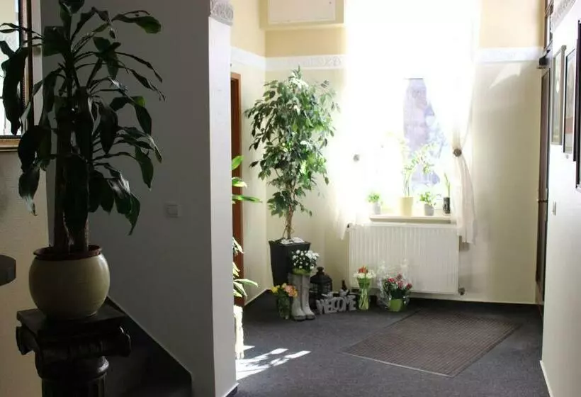 Gasthof Und Pension Frankenthal Garni