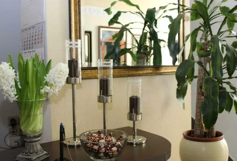 Gasthof Und Pension Frankenthal Garni