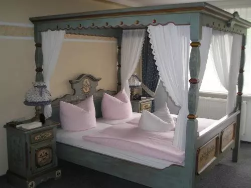 בית מלון כפרי Am Schlossberg