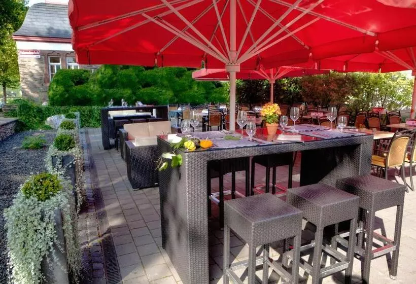 ホテル Deutschherrenhof