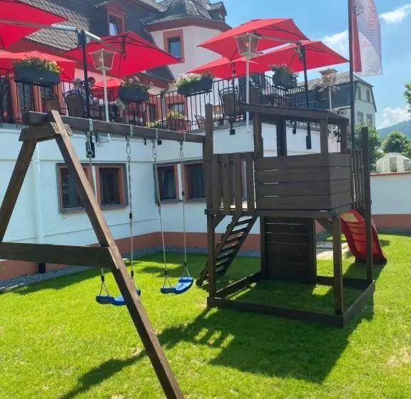 ホテル Deutschherrenhof