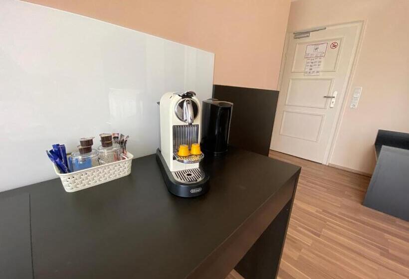 Отель Drei Kronen