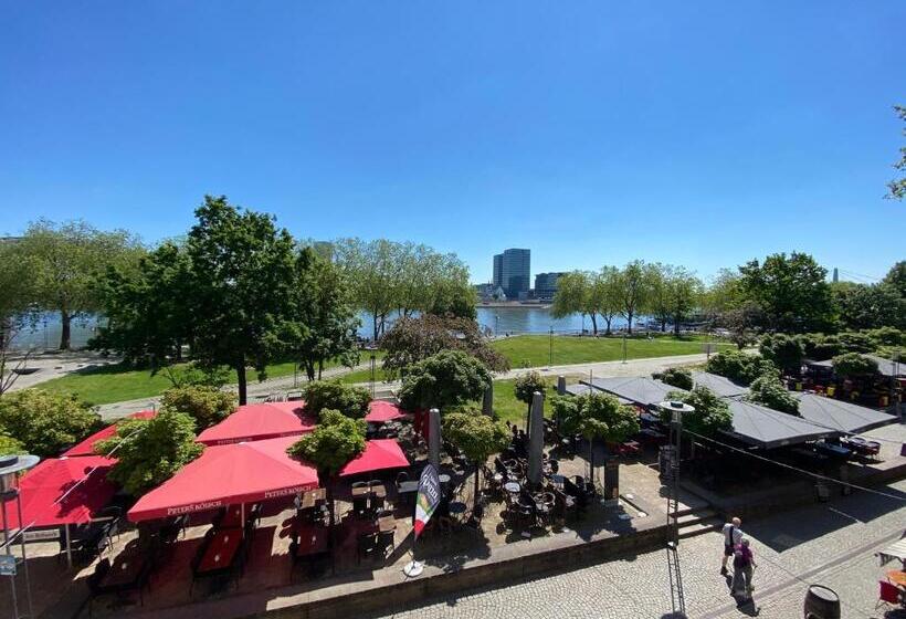 Отель Drei Kronen