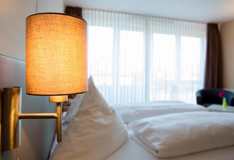 Отель Drei Kronen