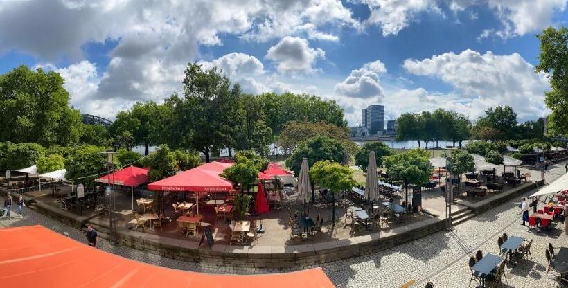 Отель Drei Kronen