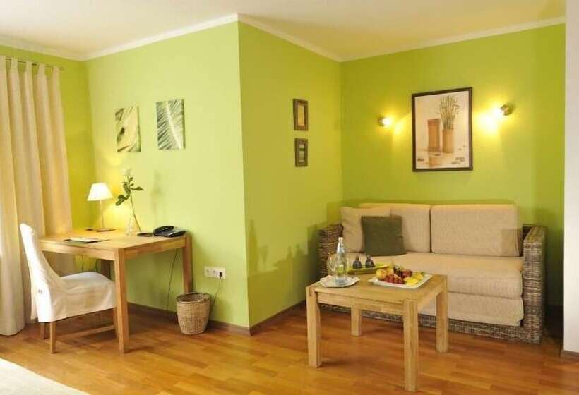 Отель Dreimädelhaus