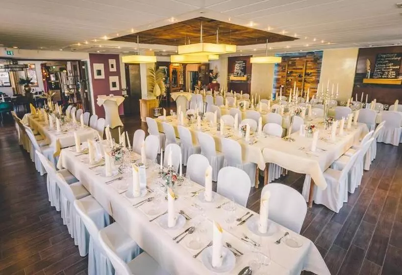 ホテル Gasthaus Appel Krug