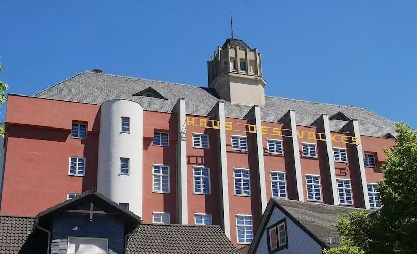 Отель Haus Des Volkes  Das Bauhaus
