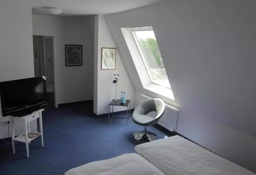 Отель Haus Thoeren