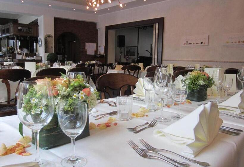 Отель Haus Thoeren