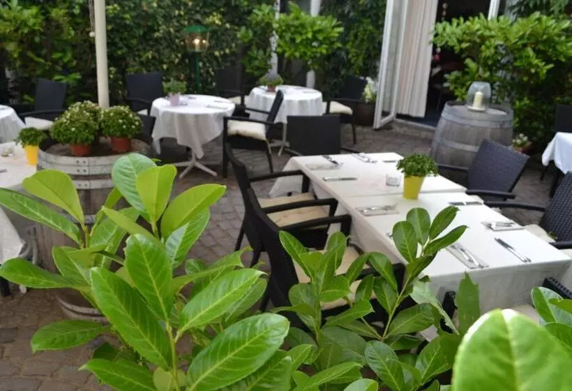 Отель Haus Thoeren