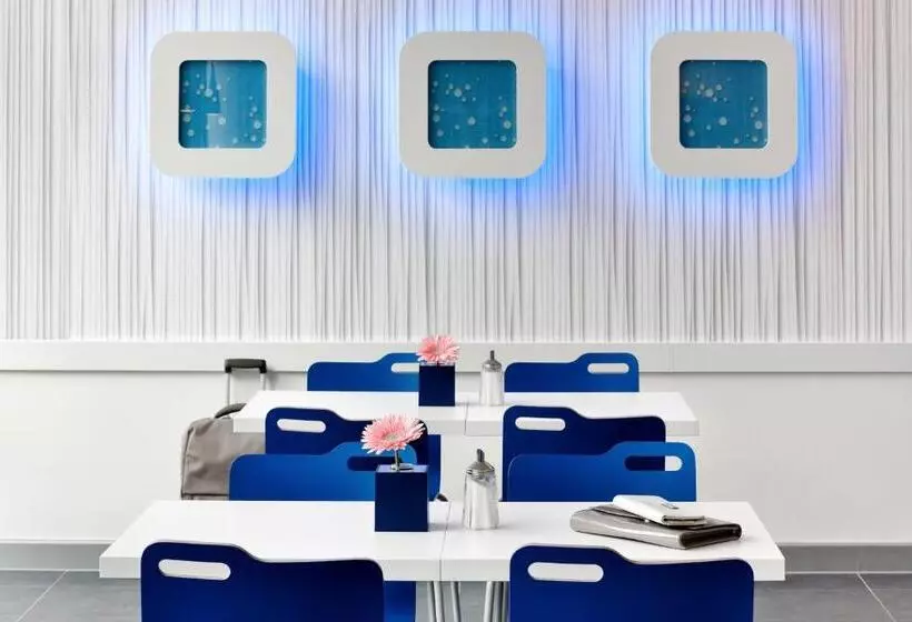 Отель Ibis Budget Duisburg City Am Innenhafen