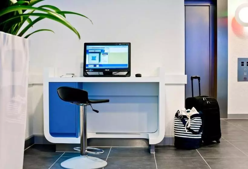 Отель Ibis Budget Duisburg City Am Innenhafen