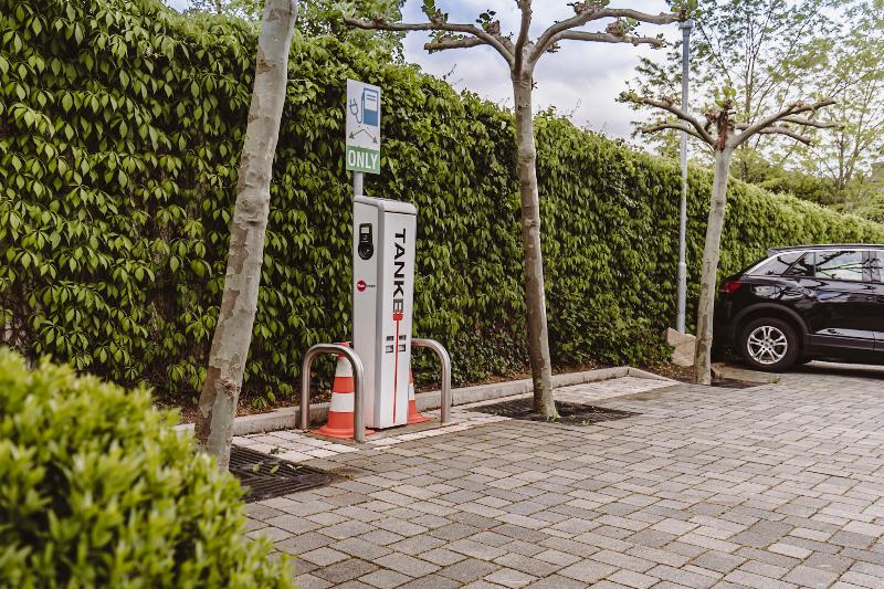 فندق &repeat Köln Airport