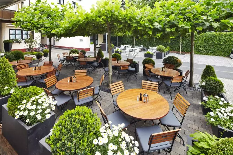 בית מלון כפרי &repeat Köln Airport