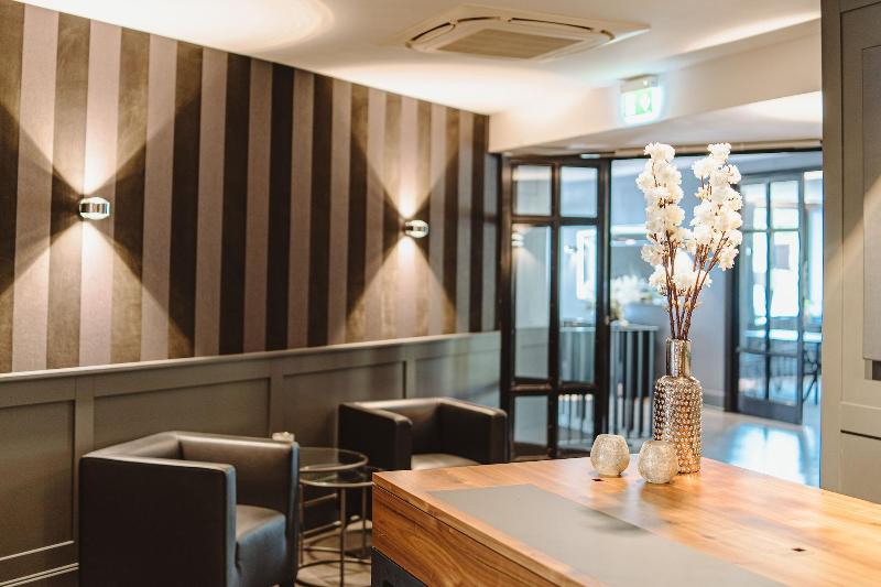 فندق &repeat Köln Airport