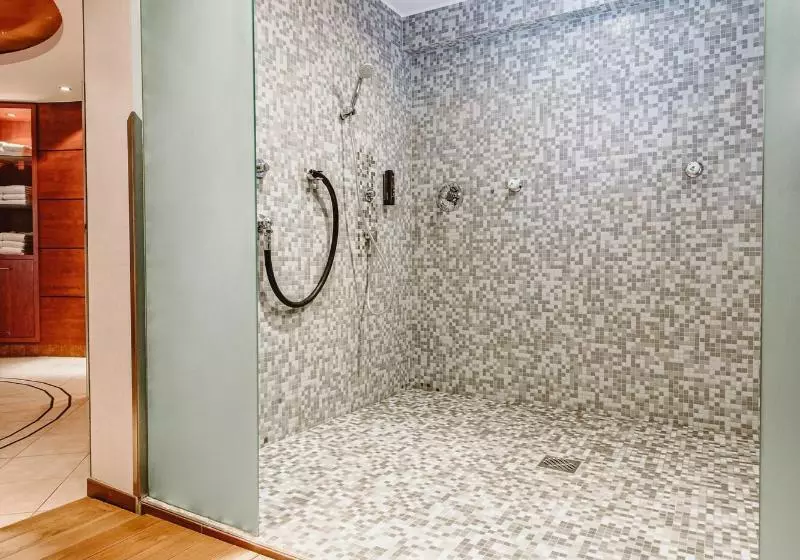 בית מלון כפרי &repeat Köln Airport