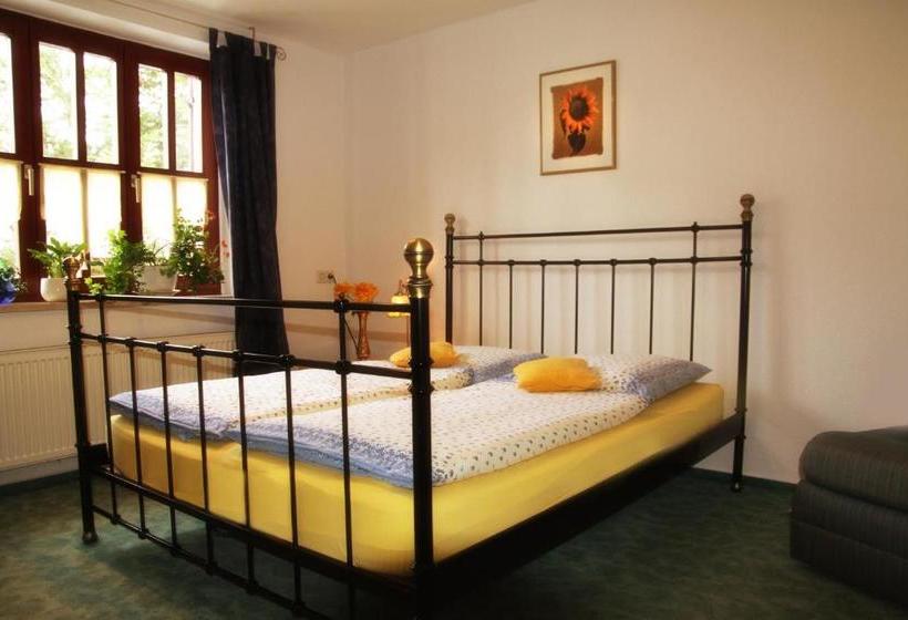 호텔 Frühstücks Pension Zum Postillion