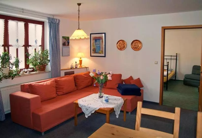 Отель Frühstücks Pension Zum Postillion