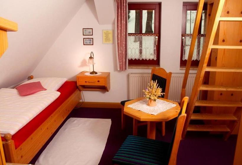 호텔 Frühstücks Pension Zum Postillion