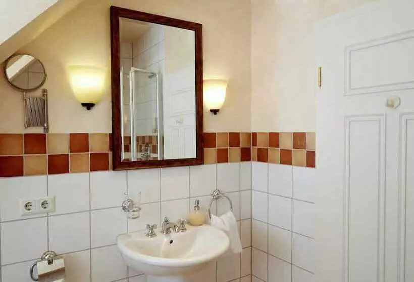 酒店 Snorrenburg Gmbh