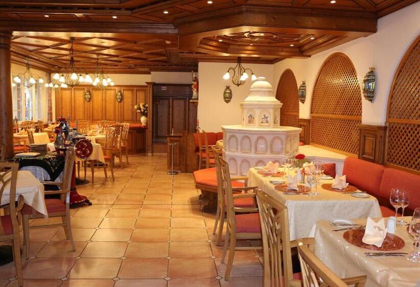 酒店 Spanischer Hof