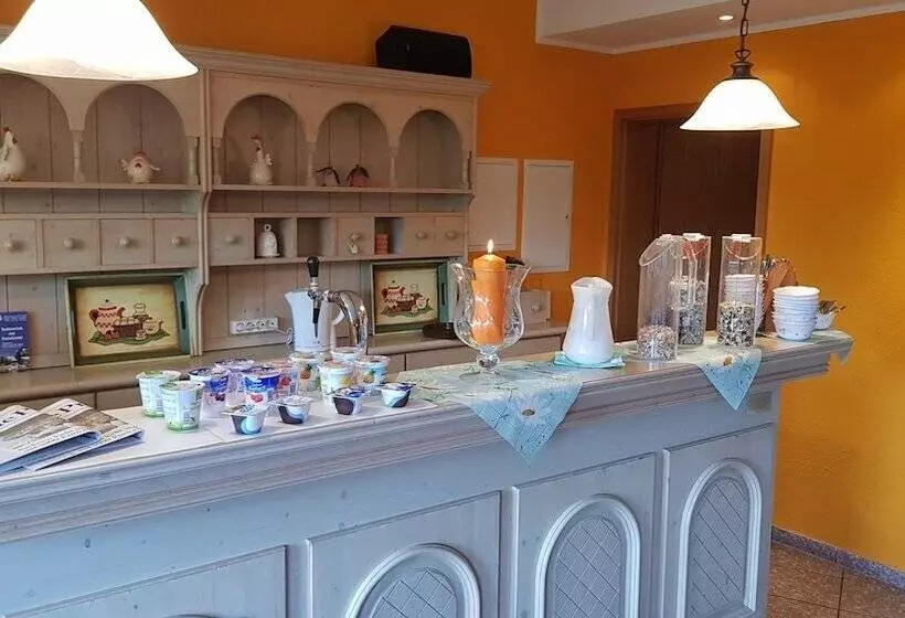 ホテル Waldhaus Lauenhain