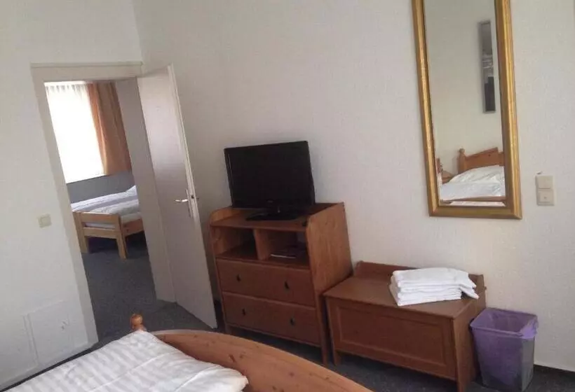 Отель Zur Post Kleve