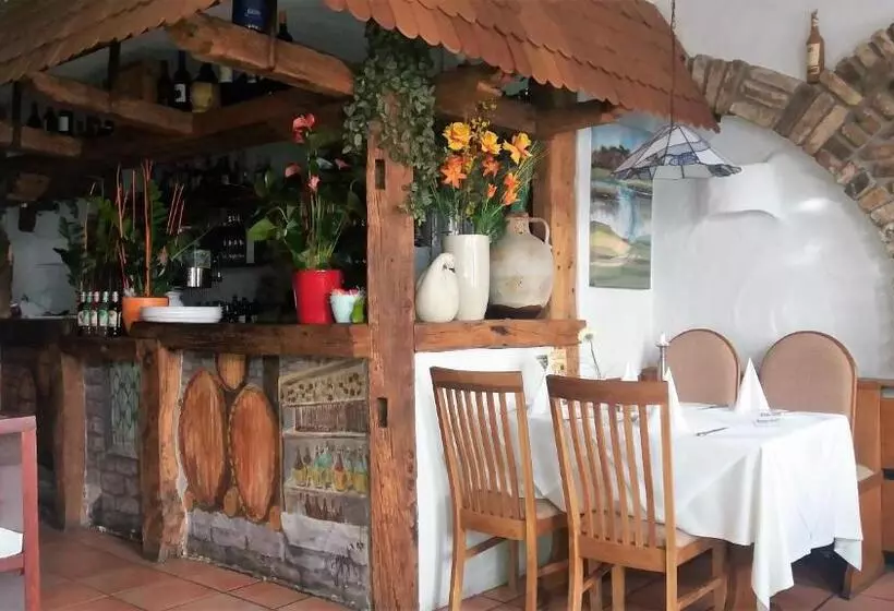 Отель Zur Post Kleve