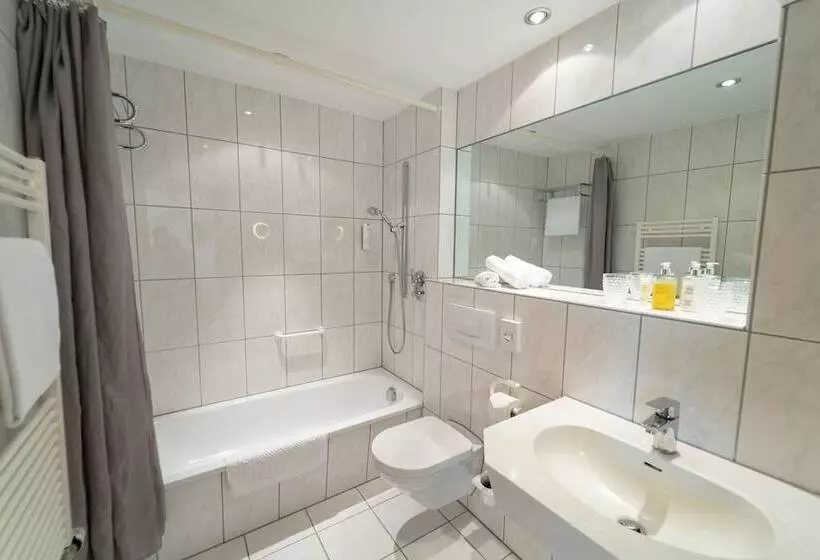 ホテル Zur Traube