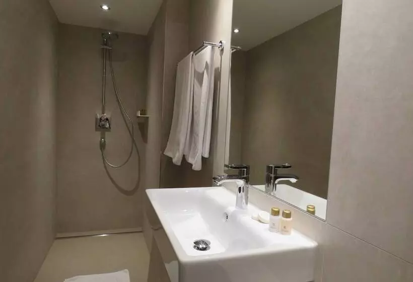 ホテル Zur Traube